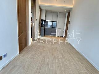 Sai Ying Pun - Des Voeux W Residence 02