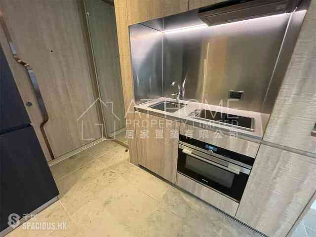 Sai Ying Pun - Bohemian House 05
