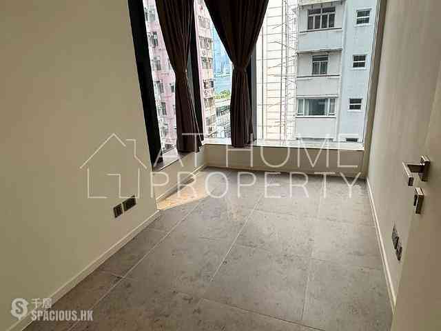 Sai Ying Pun - Bohemian House 03