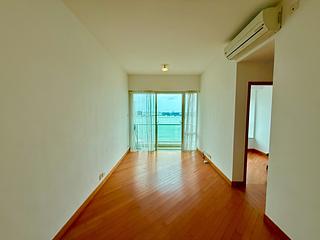 Tung Chung - Coastal Skyline Phase 4 Le Bleu Deux 02