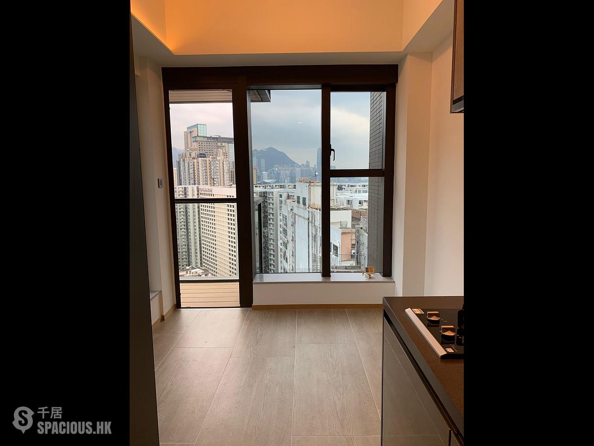 North Point - One Prestige 01