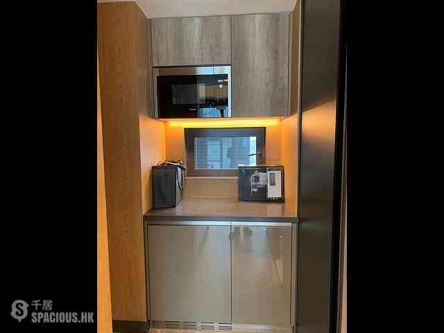 North Point - One Prestige 04