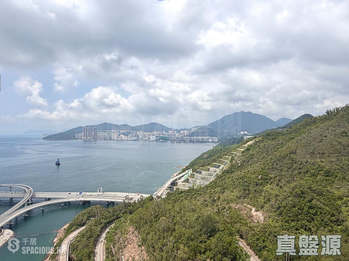 Tiu Keng Leng - Ocean Shores Phase 1 Block 2 01