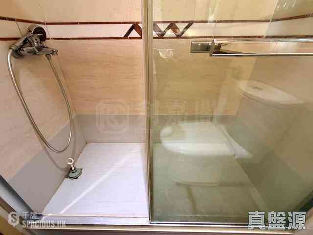 Tiu Keng Leng - Ocean Shores Phase 1 Block 2 11