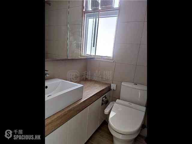 Tai Kok Tsui - Florient Rise Tower 3 04