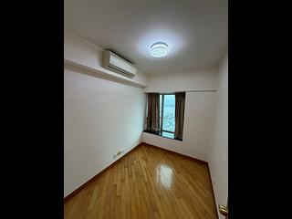 West Kowloon - Sorrento Phase 1 Block 3 04