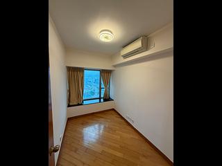 West Kowloon - Sorrento Phase 1 Block 3 05