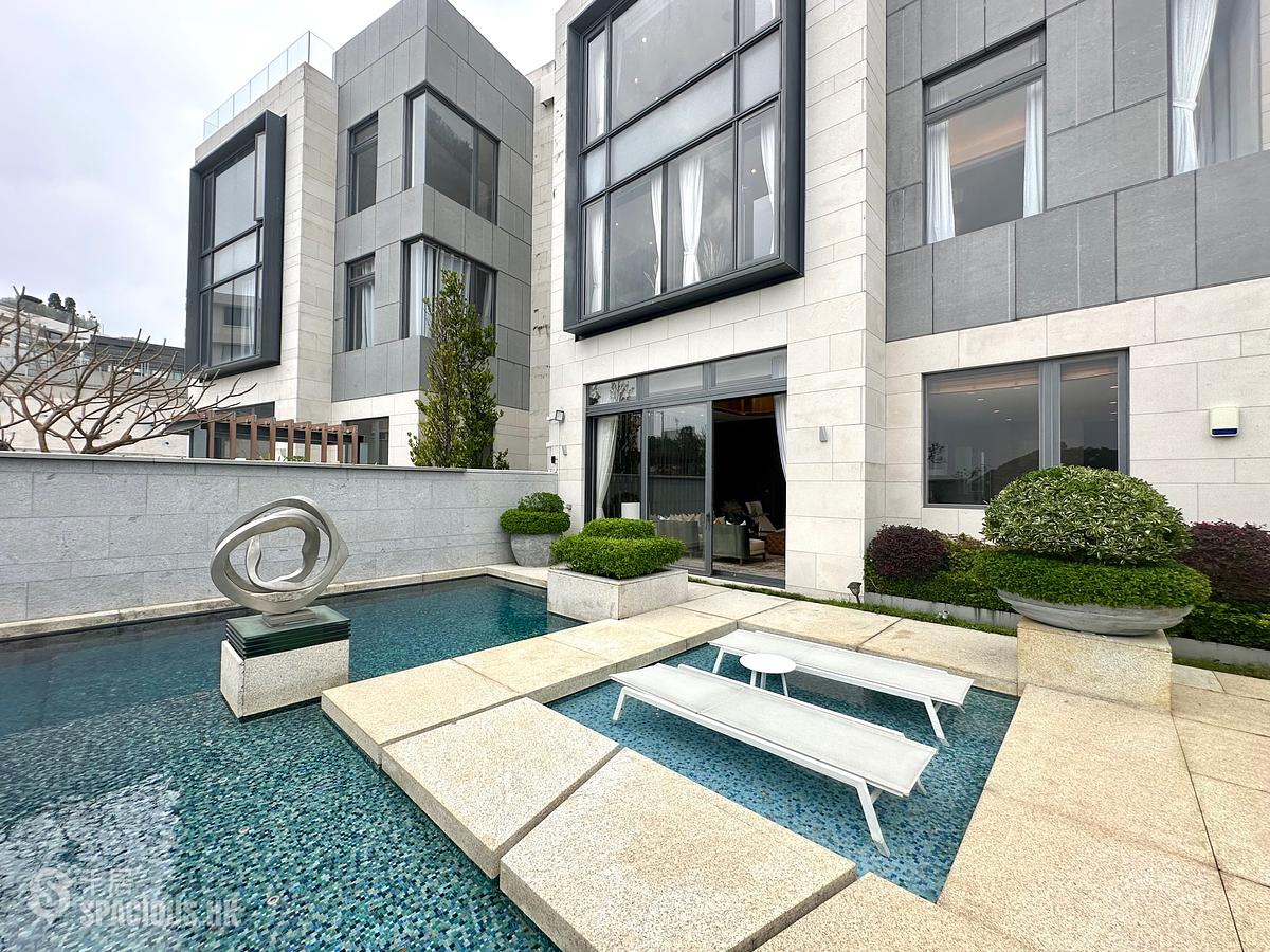 Chung Hom Kok - 44-50, Chung Hom Kok Road 01