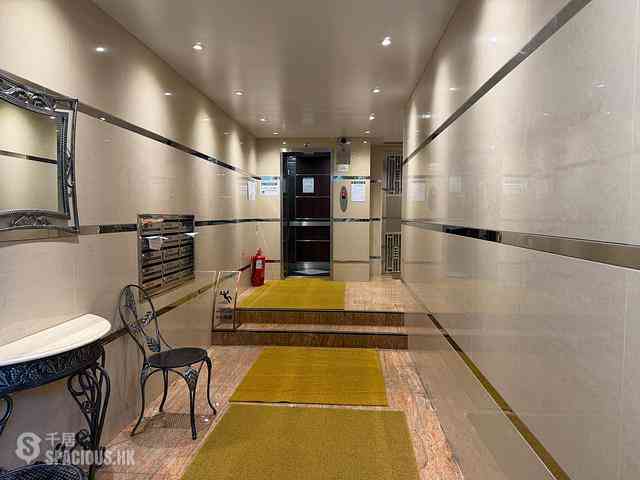 Happy Valley - 9, Broom Road 19