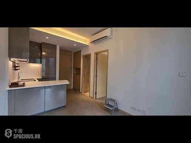 Wong Chuk Hang - The Southside Phase 2 La Marina Tower 2A 02