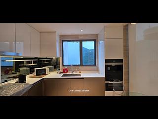 Wong Chuk Hang - The Southside Phase 1 Southland Tower 2B 04