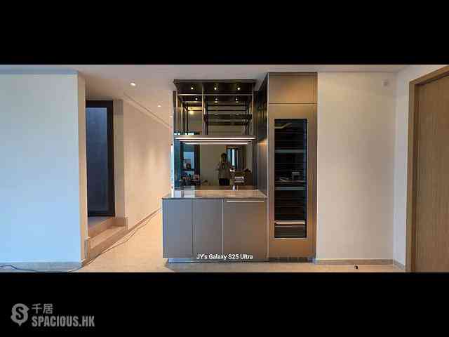 Wong Chuk Hang - The Southside Phase 1 Southland Tower 2B 05