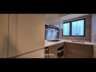 Wong Chuk Hang - The Southside Phase 1 Southland Tower 2A 03