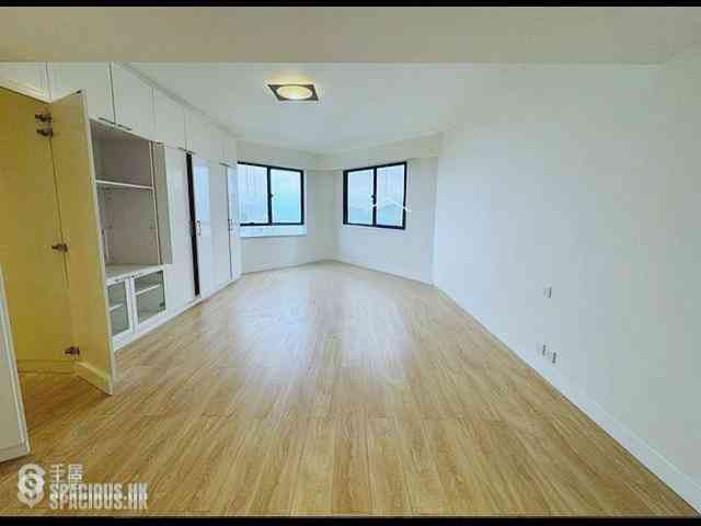 Happy Valley - Broadwood Park 05