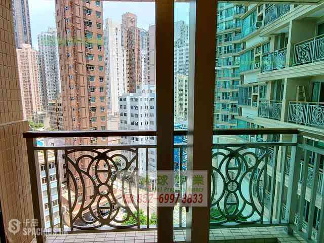 Kennedy Town - The Merton Tower 1 05
