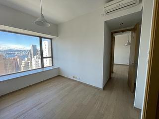 Sai Ying Pun - The Summa Block 2 09