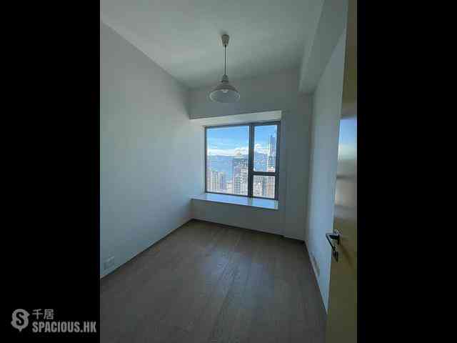 Sai Ying Pun - The Summa Block 2 11