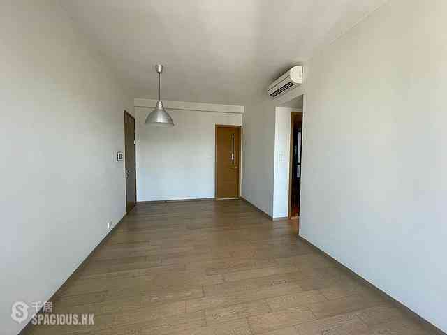 Sai Ying Pun - The Summa Block 2 02