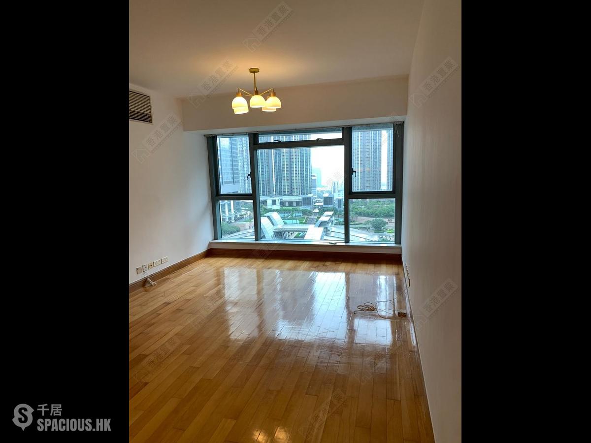 West Kowloon - The Harbourside Block 1 01