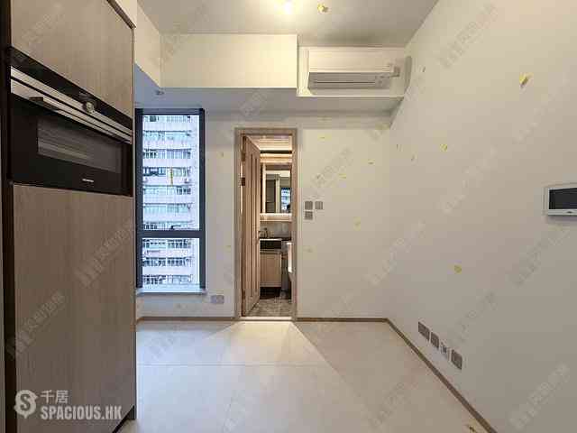 Sai Ying Pun - 9 Eastern Street 03