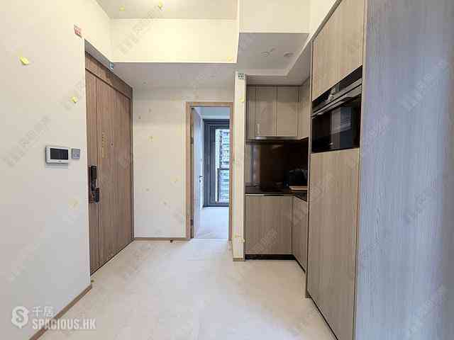 Sai Ying Pun - 9 Eastern Street 02