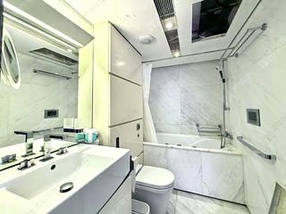 Soho - Centrestage 12
