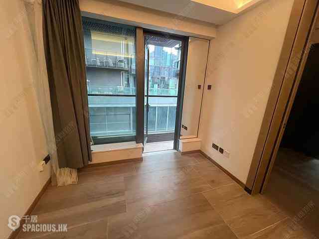 Sai Ying Pun - One・Artlane 02