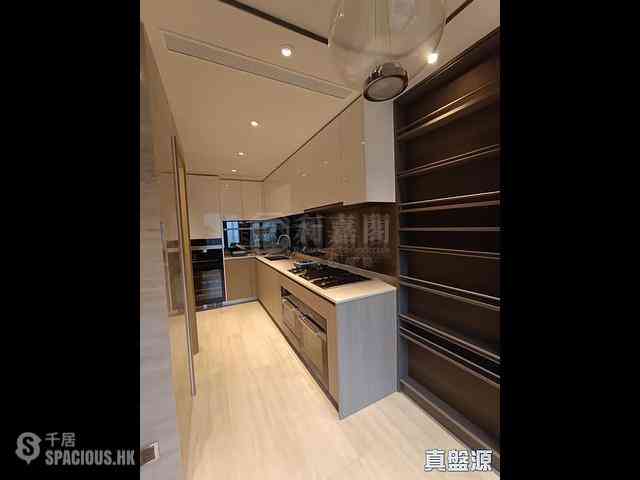 Wong Chuk Hang - The Southside Phase 1 Southland Tower 1A 04