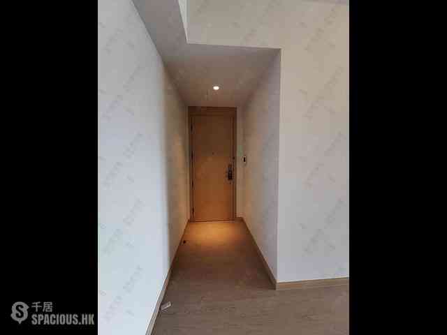 Wong Chuk Hang - The Southside Phase 2 La Marina Tower 2A 04