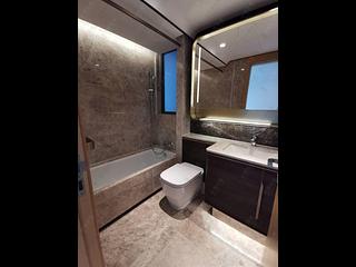 Wong Chuk Hang - The Southside Phase 2 La Marina Tower 2A 05