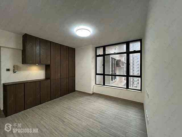 Mid Levels Central - Vantage Park Block 1 17
