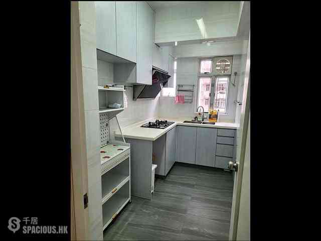 Sai Ying Pun - Kingsfield Tower Block A 01