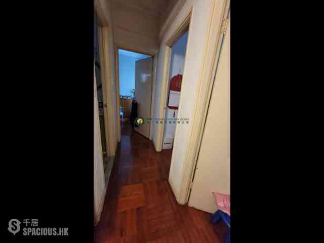 Sai Ying Pun - Hing Hon Building 04