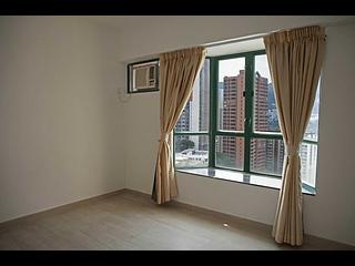 Happy Valley - Caroline Garden 20