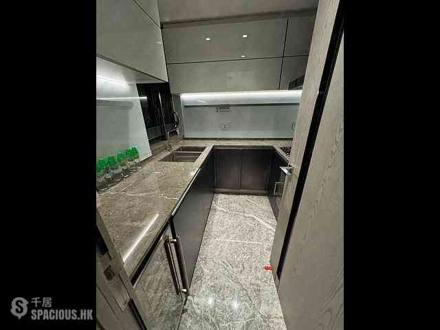 Wong Chuk Hang - The Southside Phase 3B Blue Coast Tower 2B 07