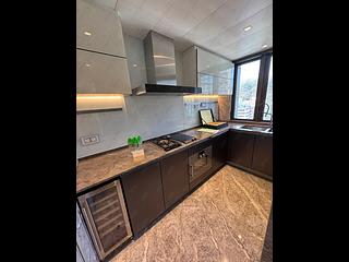 Wong Chuk Hang - The Southside Phase 3B Blue Coast Tower 2A 08