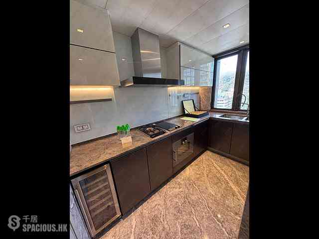 Wong Chuk Hang - The Southside Phase 3B Blue Coast Tower 2A 08