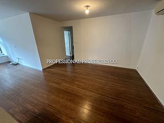 Mid Levels Central - Robinson Place 03