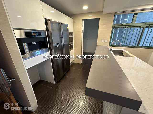 Mid Levels Central - Robinson Place 08