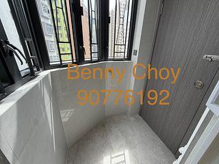 Sai Ying Pun - Fu Moon Building 10