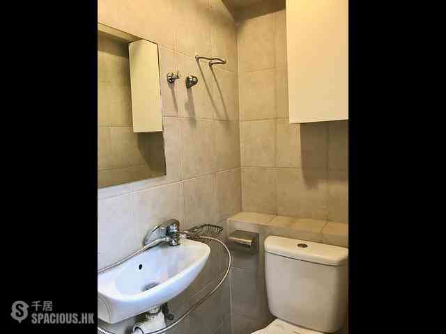 Mid Levels West - Kingsford Height 23