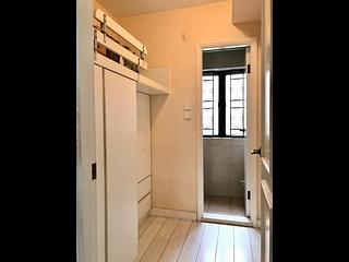 Mid Levels West - Kingsford Height 22
