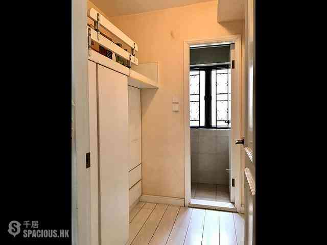 Mid Levels West - Kingsford Height 22