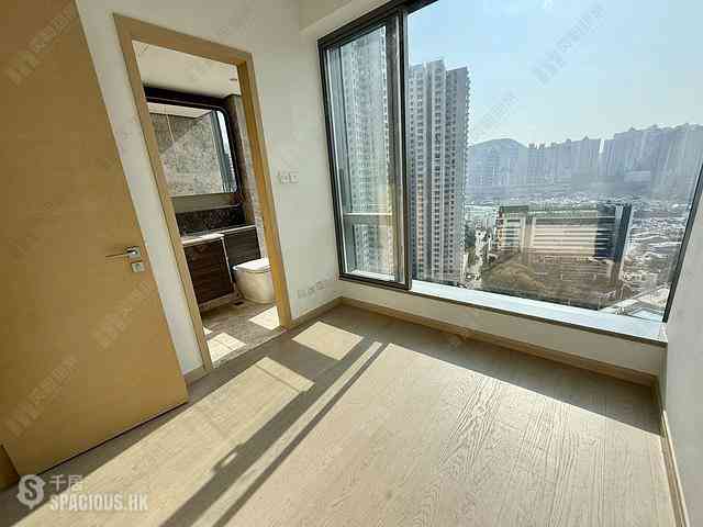 Wong Chuk Hang - The Southside Phase 2 La Marina Tower 1B 03