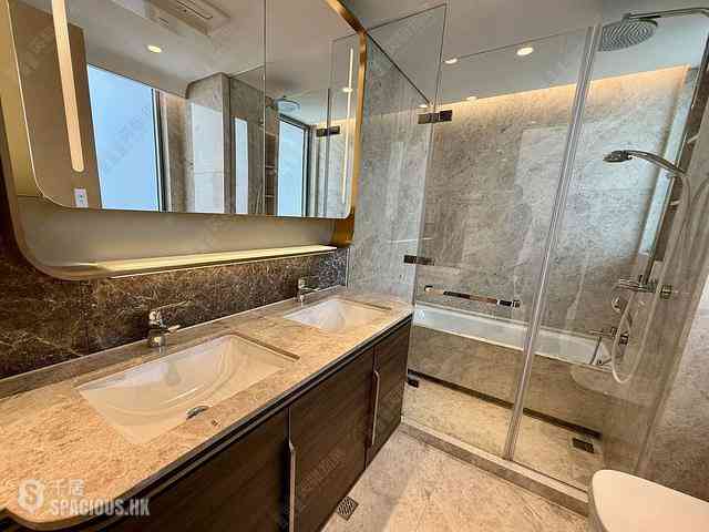 Wong Chuk Hang - The Southside Phase 2 La Marina Tower 1B 06