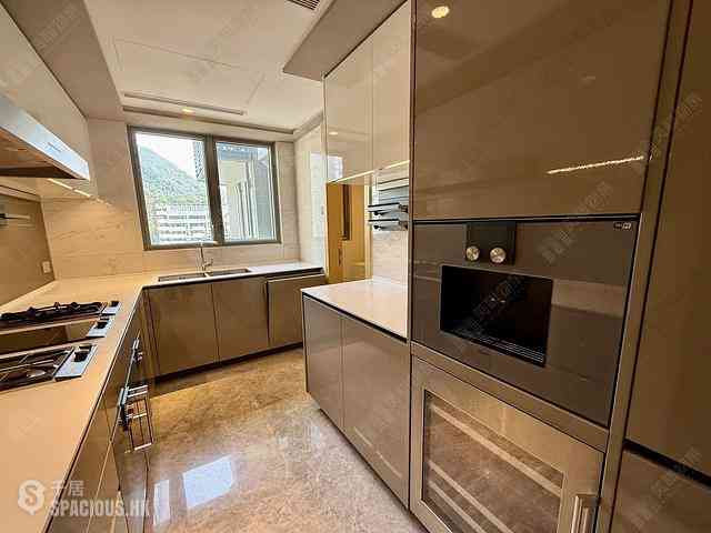Wong Chuk Hang - The Southside Phase 2 La Marina Tower 1B 05
