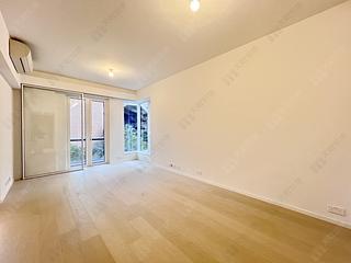 Wan Chai - 33 Kennedy Road 03
