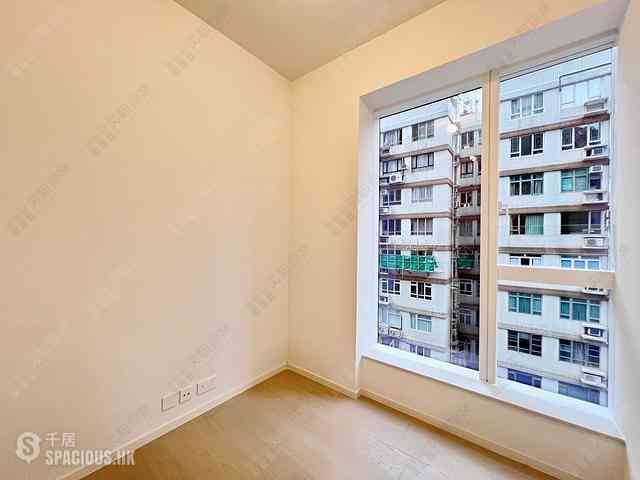 Wan Chai - 33 Kennedy Road 04