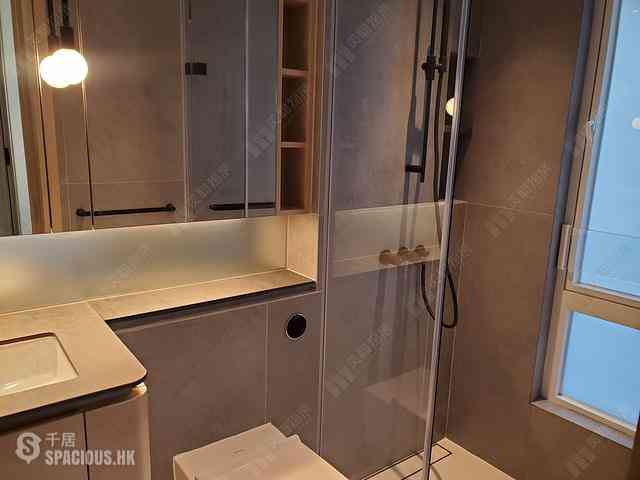 Wan Chai - 33 Kennedy Road 07