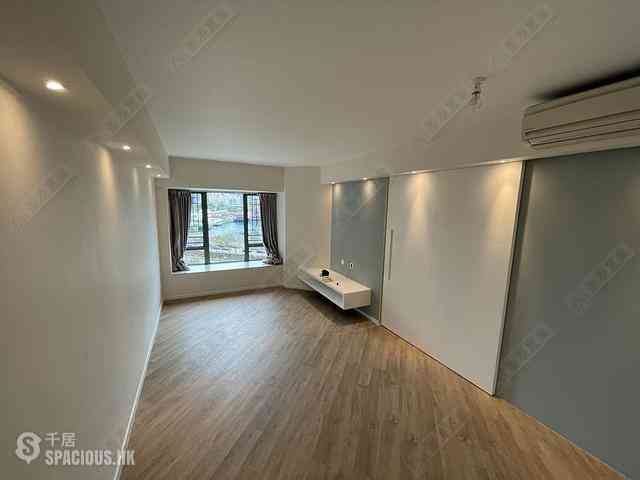 Tai Kok Tsui - Island Harbourview Block 9 03